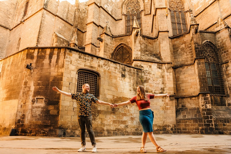 Beth and Josh in Gothic Quarter
