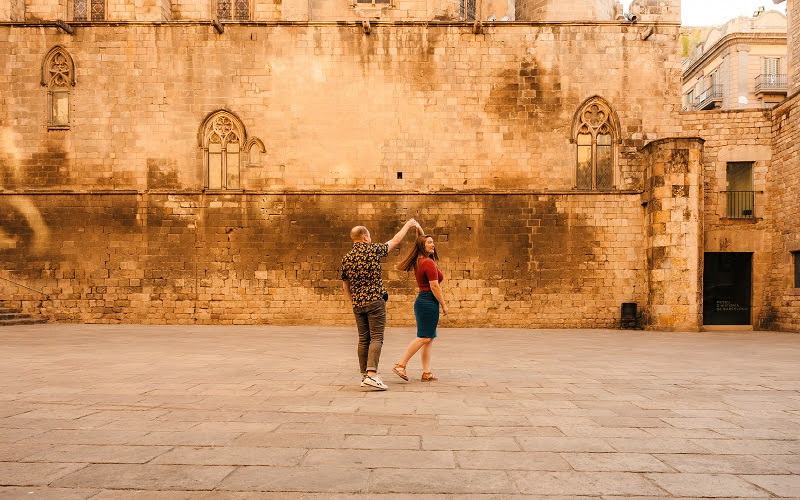 Beth and Josh being snooty